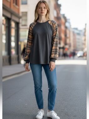 P & Rose Pullover Shirt